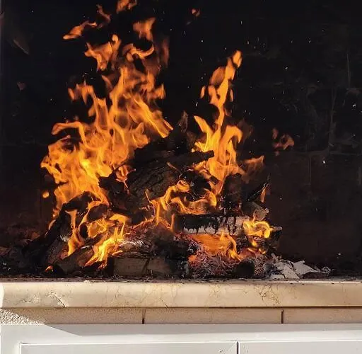 아파트 In Picturesque Village 수마르틴