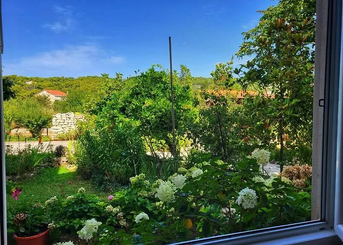 In Picturesque Village アパート *